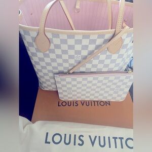 LV Damier neverfull Tote and clutch